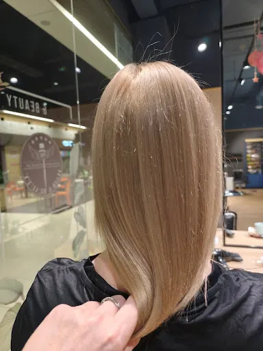 WONDERLAND fryzjer i kosmetyczka Poznań